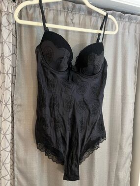 Victorias Secret 36C Silk Black Lace Trim Bodysuit Teddy Lingerie